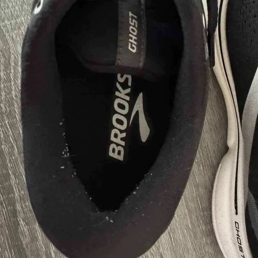 Brooks Ghost 15 Running Shoes Women’s 6.5 Wide D Black White Athletic Sneaker